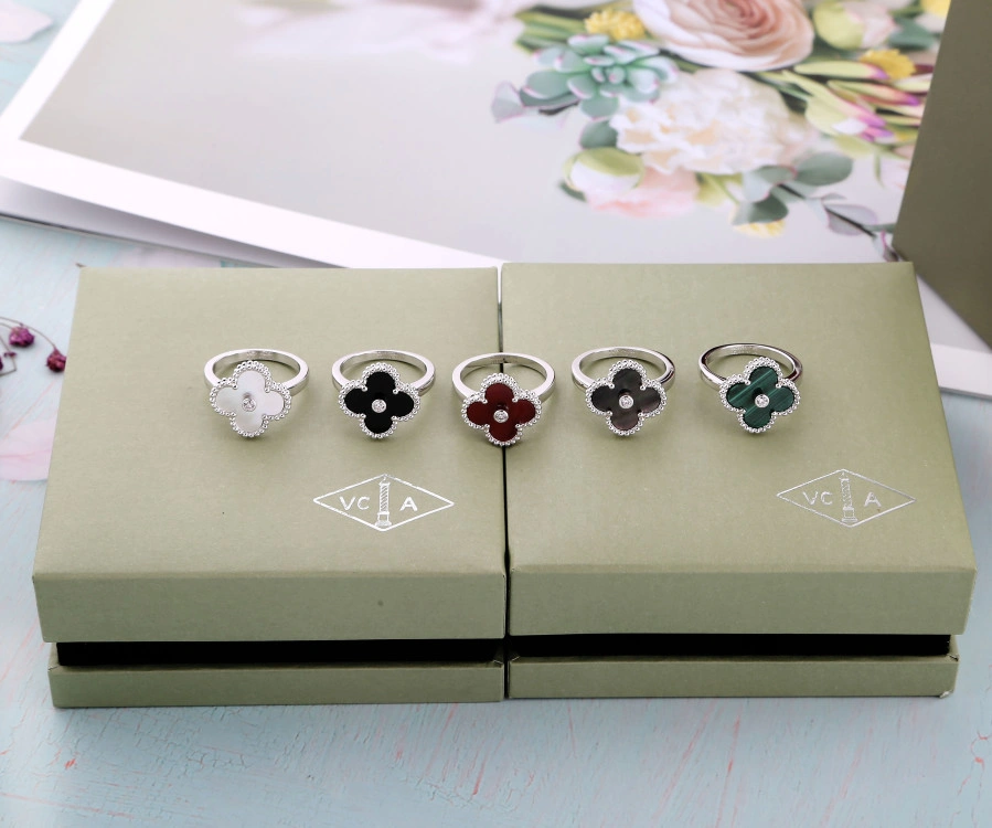 Replica Van Cleef Arpels Magic Alhambra Ring Wiht Mother-of-Pearl and Diamonds