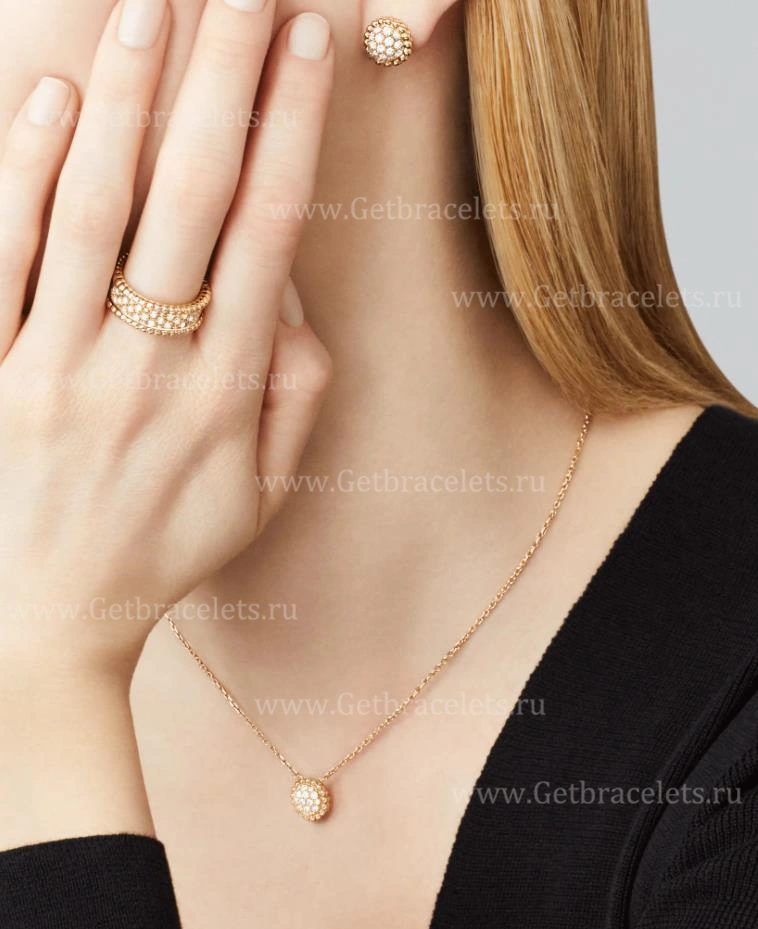 Replica Van Cleef Arpels Perlee Diamonds Pendant Yellow Gold