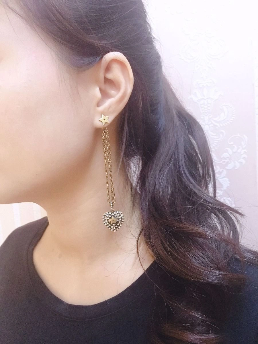 Retro Style Dior La Petite Tribale Heart Motif Paved Diamonds Link Tassel Female Brass Fake Drop Earrings Price List