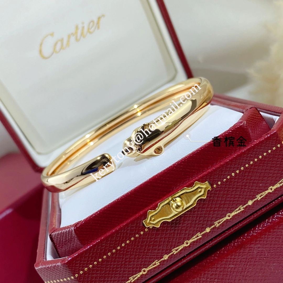 Retro Style Panthere de Cartier Bracelet Onyx and Tsavorite Garnets Yellow Gold Rose Gold White Gold B6067217