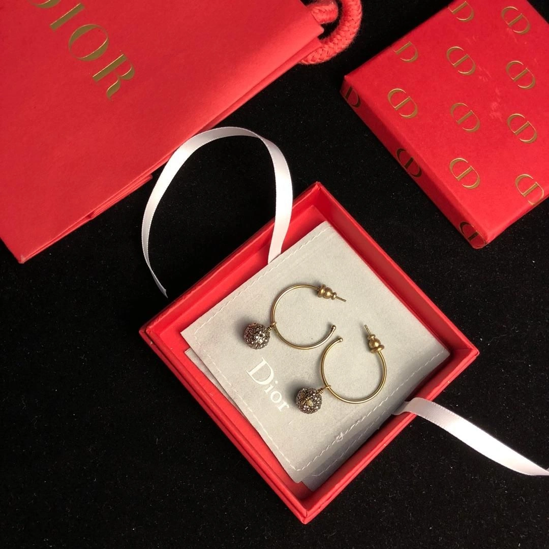 Spring Dior Tresor De Tribales Pave Diamonds Balls Pendants Females Brass CD-Bee Fake Hoop Earrings