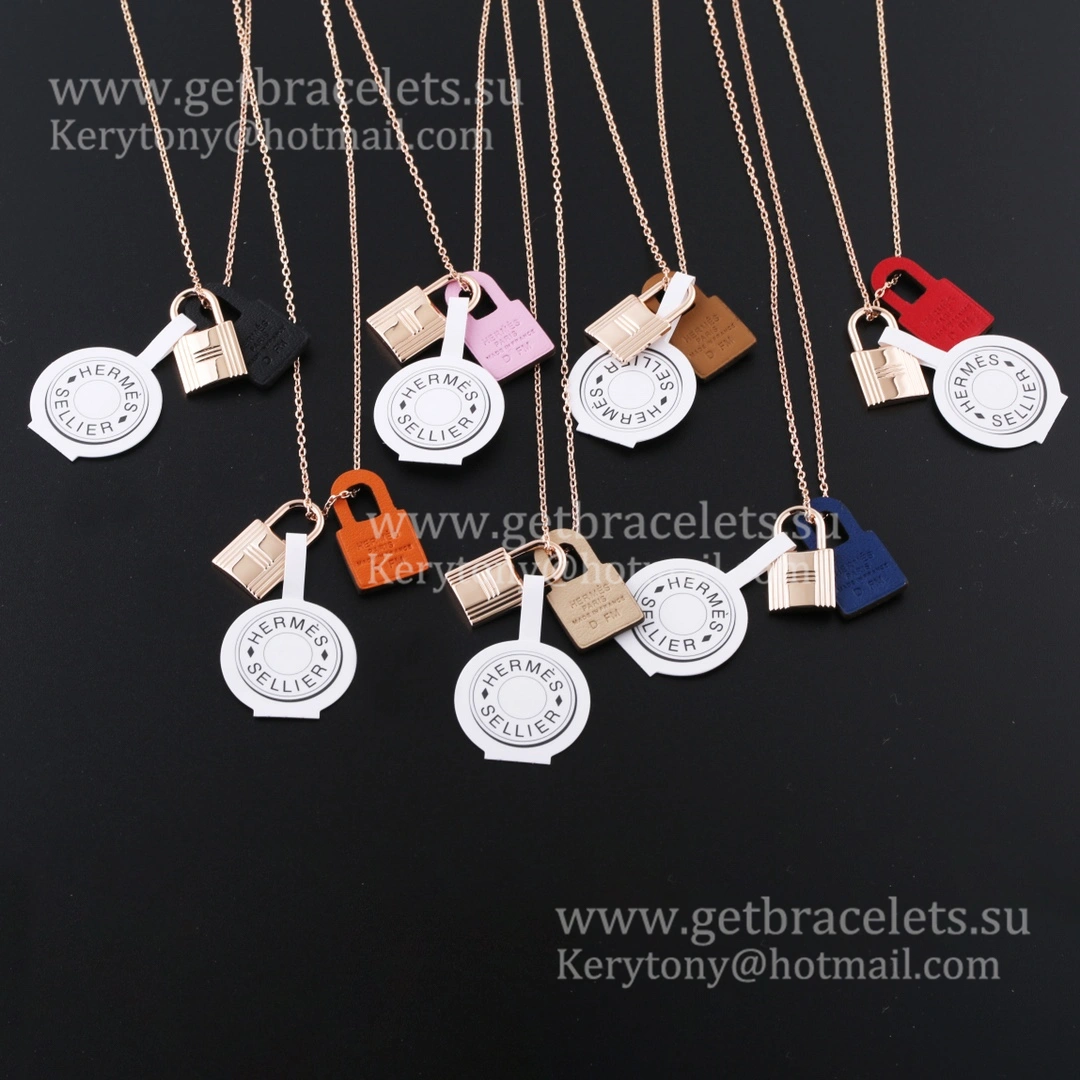 Top Hermes O’Kelly Pendant in Swift Calfskin with Gold Plated Hardware