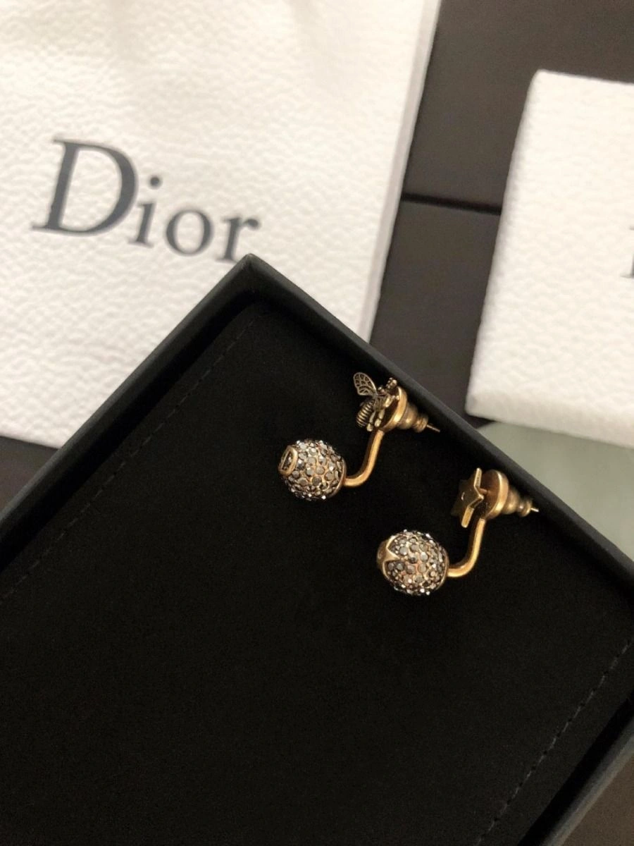 Top Sale Dior Vintage Brass Asymmetric Bee-Star CD Spherical Pendant Ladies Diamonds Earrings Price List