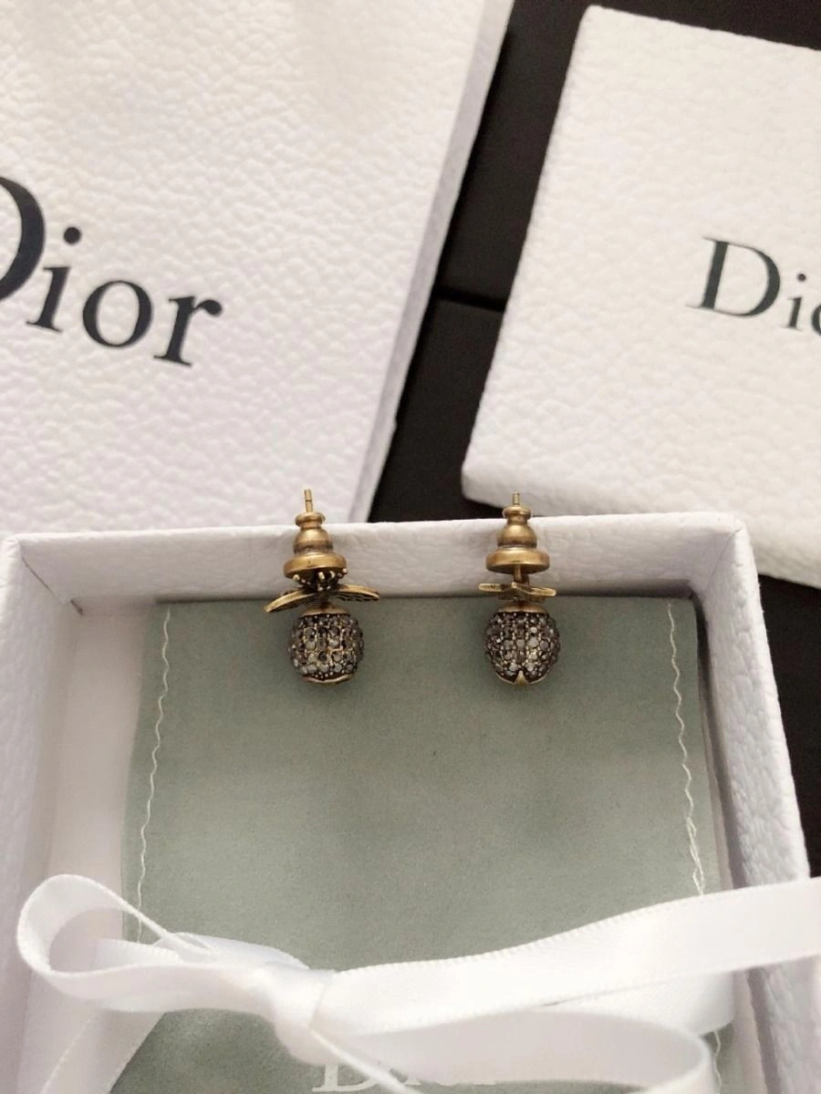 Top Sale Dior Vintage Brass Asymmetric Bee-Star CD Spherical Pendant Ladies Diamonds Earrings Price List