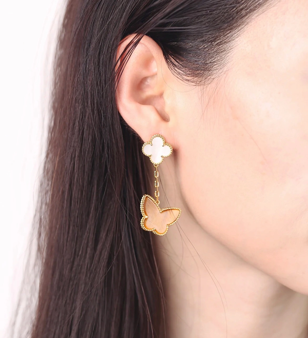 Van Cleef & Arpels Lucky Alhambra Earrings 2 Motifs Yellow Gold with Mother-of-pearl and Tiger Eye