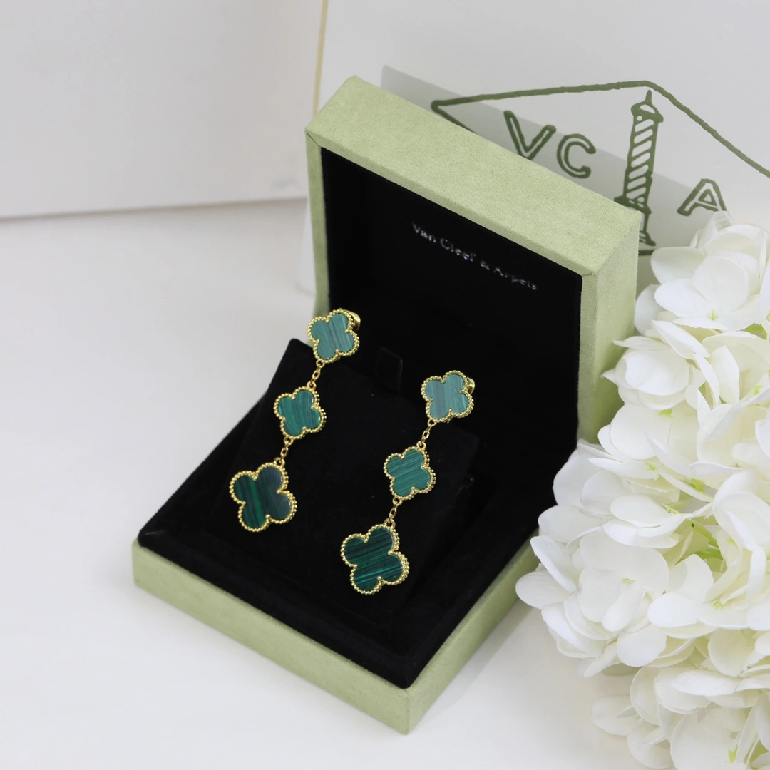Van Cleef & Arpels Magic Alhambra Earrings 3 Motifs Yellow Gold in Malachite