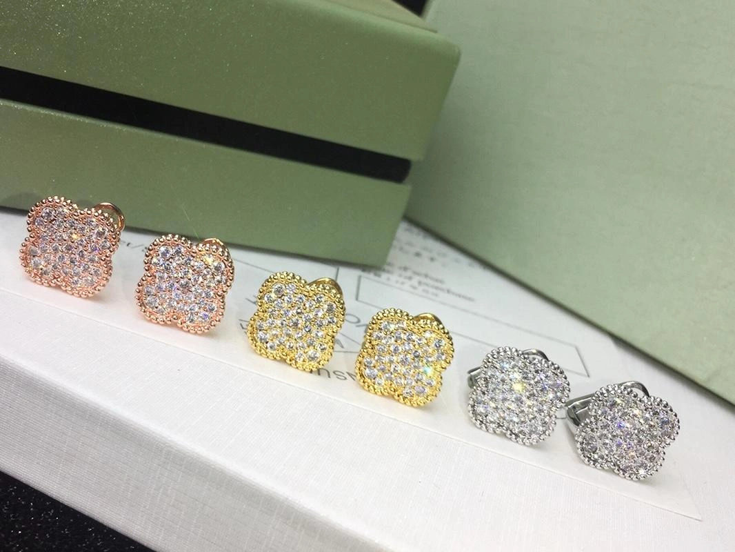 Van Cleef & Arpels Magic Alhambra Earrings With Pave Diamond 3 Colors