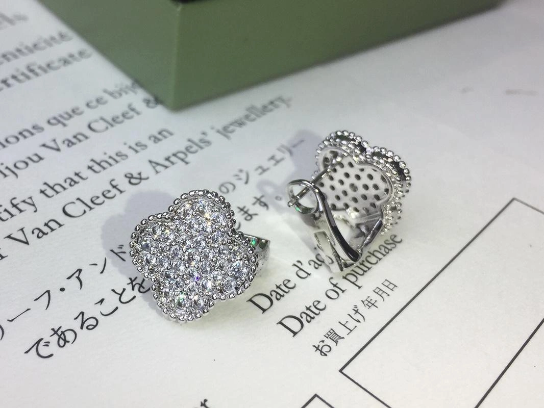 Van Cleef & Arpels Magic Alhambra Earrings With Pave Diamond 3 Colors