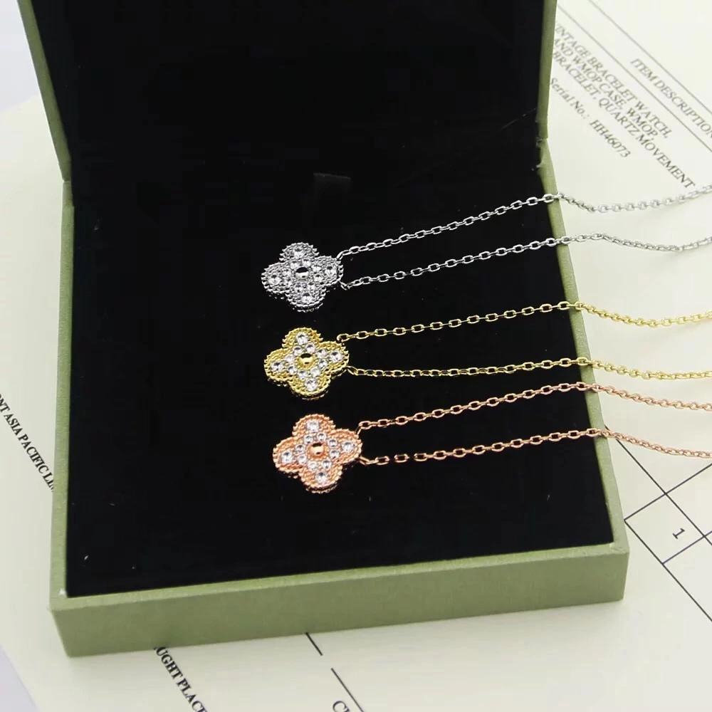 Van Cleef & Arpels Magic Vintage Alhambra Pendant With Diamond