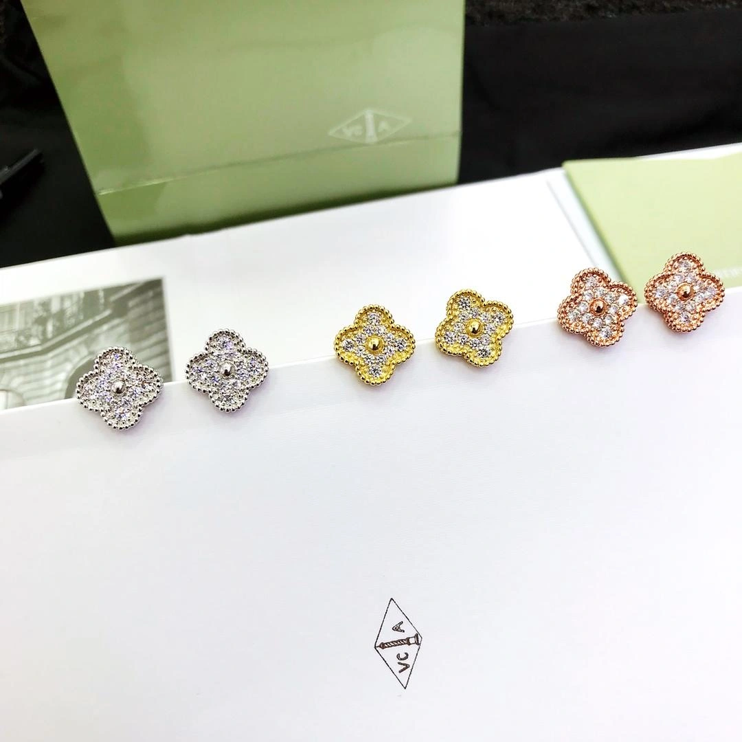 Van Cleef & Arpels Magic Vintage Earrings With Diamond 3 Colors