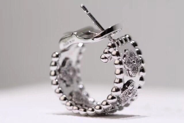 Van Cleef & Arpels Perlee Clovers Hoop Earrings White Gold Diamond