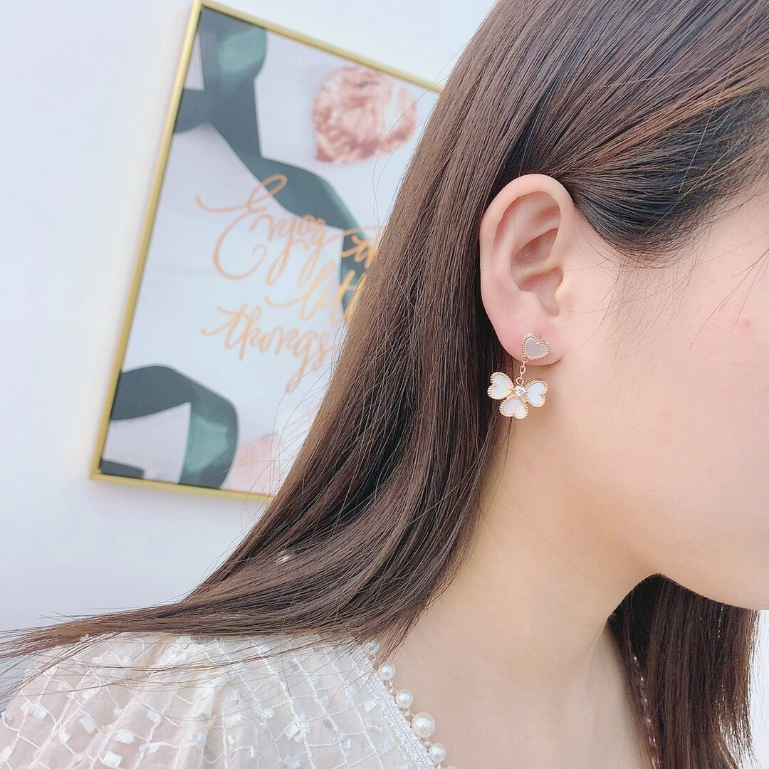 Van Cleef & Arpels Sweet Alhambra Effeuillage Earrings