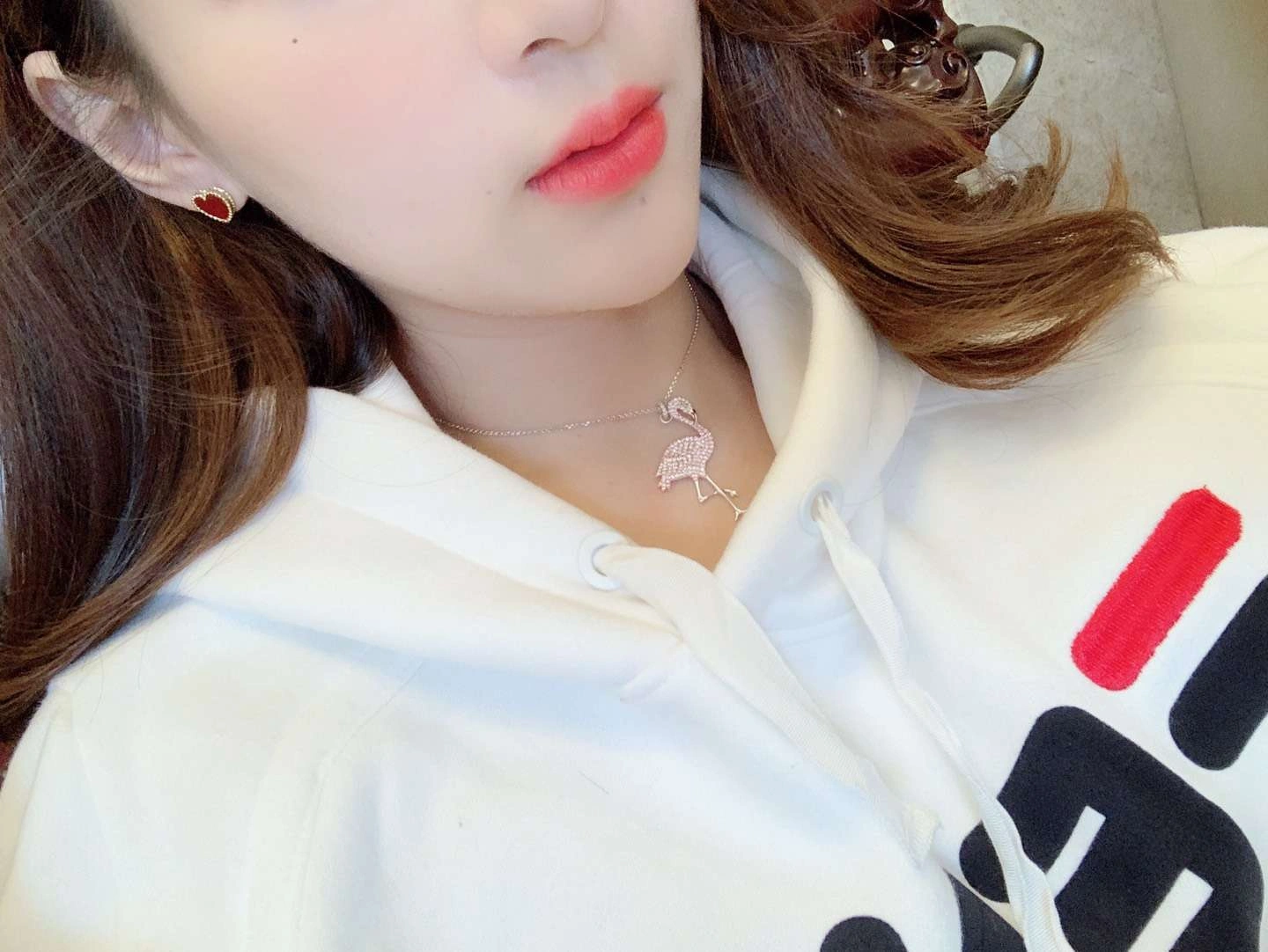 Van Cleef & Arpels Sweet Alhambra Heart Earring Pink Gold Carnelian