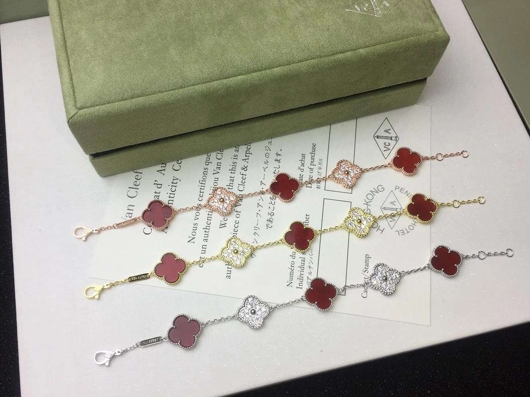 Van Cleef & Arpels Vintage Alhambra Bracelet 5 Motifs Mother-of-pearl Diamond