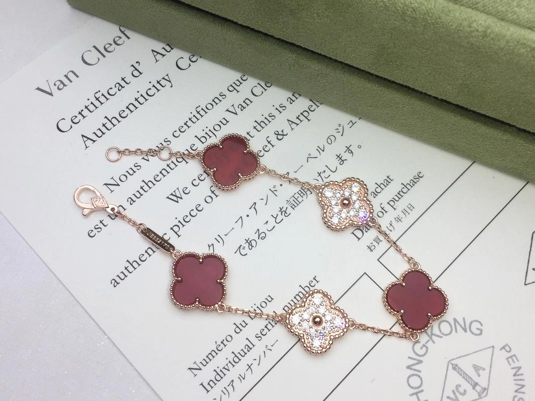 Van Cleef & Arpels Vintage Alhambra Bracelet 5 Motifs Mother-of-pearl Diamond