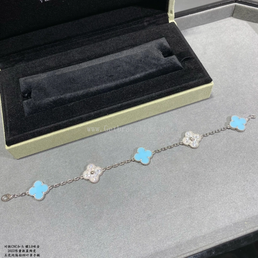 Van Cleef & Arpels Vintage Alhambra Bracelet 5 Motifs Turquoise and White Gold With Diamonds