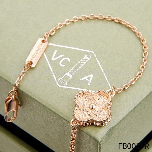 Van Cleef & Arpels Vintage Alhambra Bracelet Pink Gold