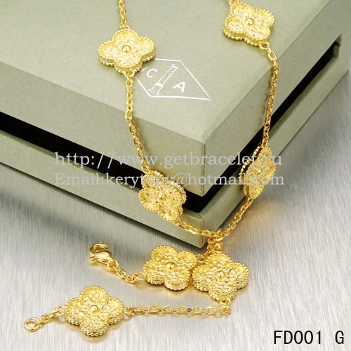 Van Cleef & Arpels Vintage Alhambra Necklace Yellow Gold 10 Motifs