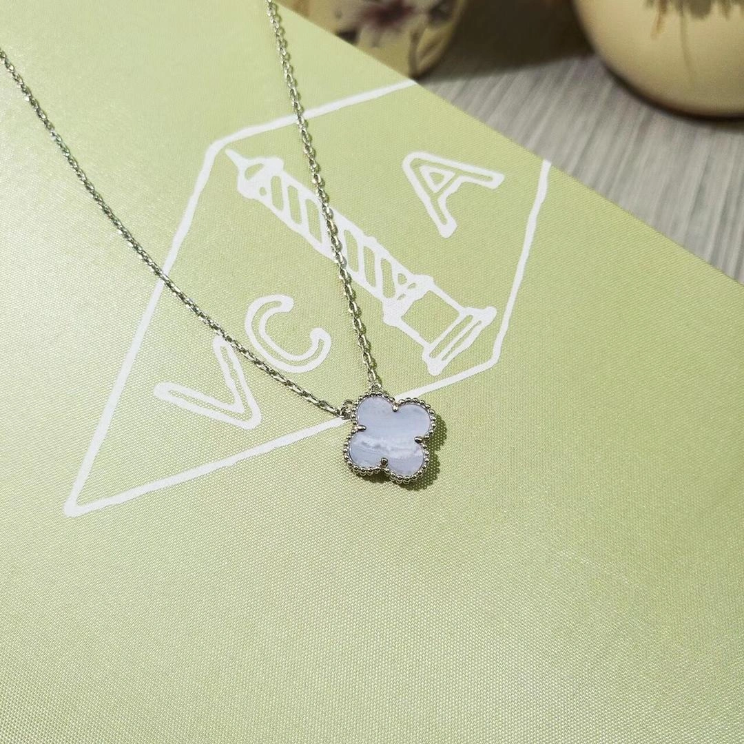 Van Cleef & Arpels Vintage Alhambra Pendant White Gold Chalcedony