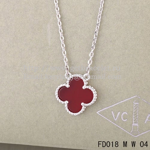 Van Cleef & Arpels Vintage Alhambra Pendant White Gold With Carnelian Mother Of Pearl 15mm