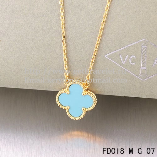 Van Cleef & Arpels Vintage Alhambra Pendant Yellow Gold With Turquoise Mother Of Pearl 15mm