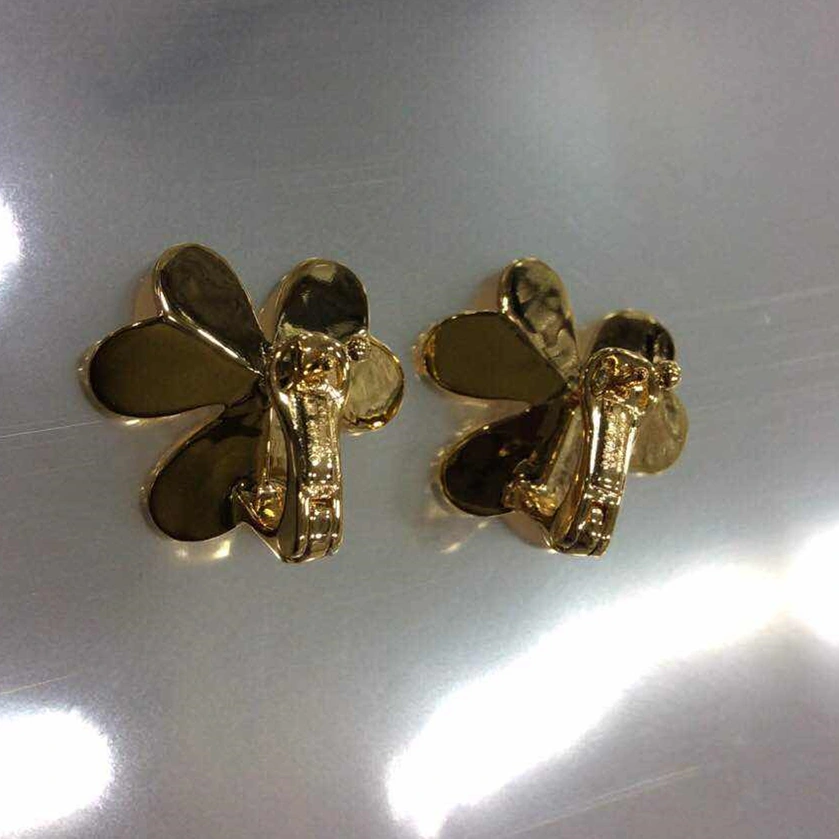 Van Cleef Arpels Frivole Large Earrings With 3 Round Diamonds