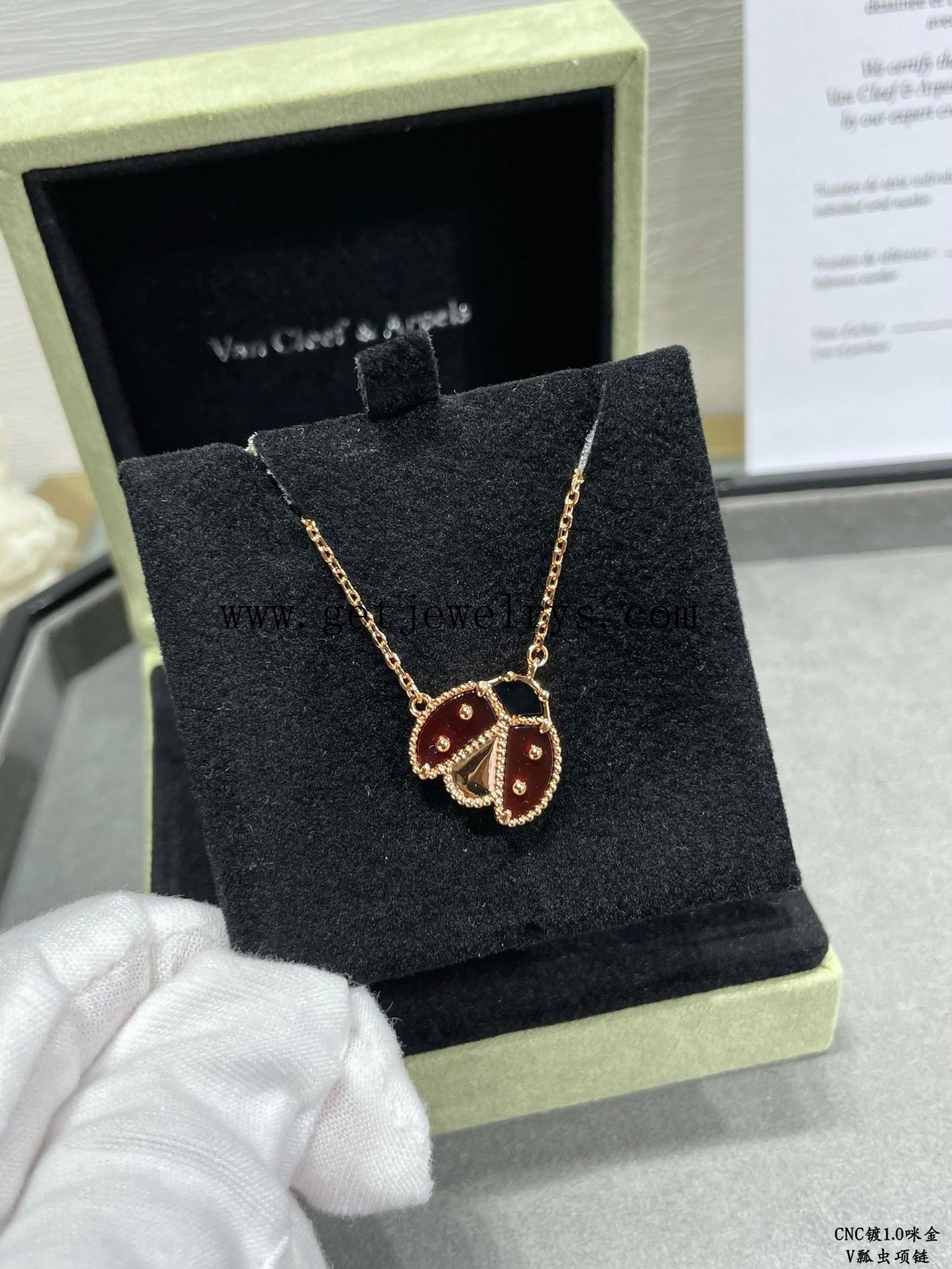 Van Cleef Arpels Lucky Spring Open Wings Ladybug Pendant Carnelian and Onyx Rose Gold