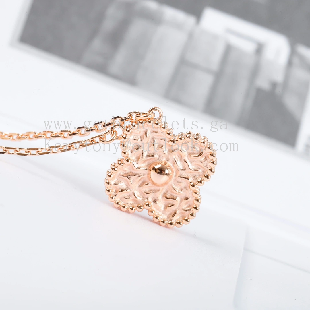 Van Cleef Arpels Sweet Alhambra Pendant Rose Gold