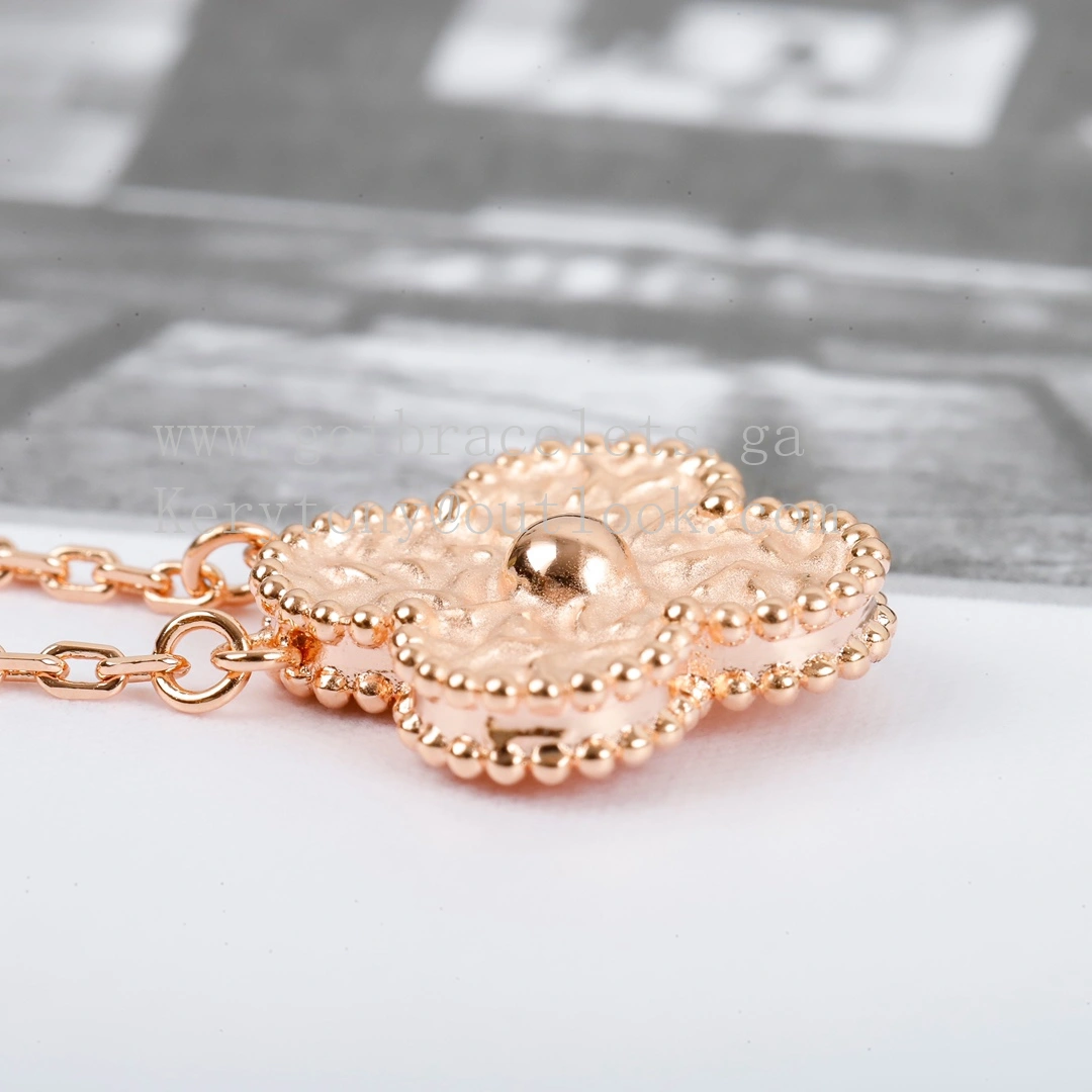 Van Cleef Arpels Sweet Alhambra Pendant Rose Gold