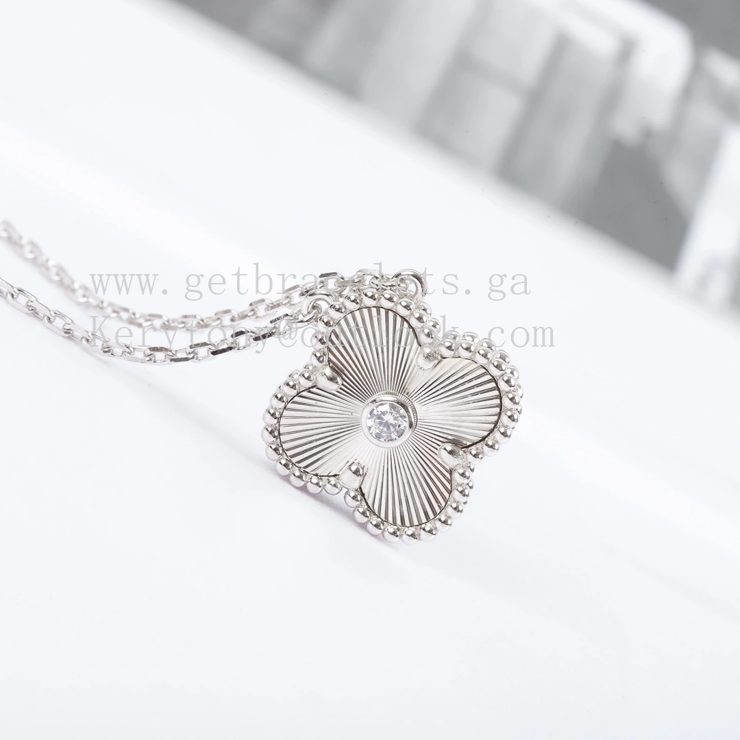 Van Cleef Arpels Vintage Alhambra Pendant Sliver Motifs With Diamond