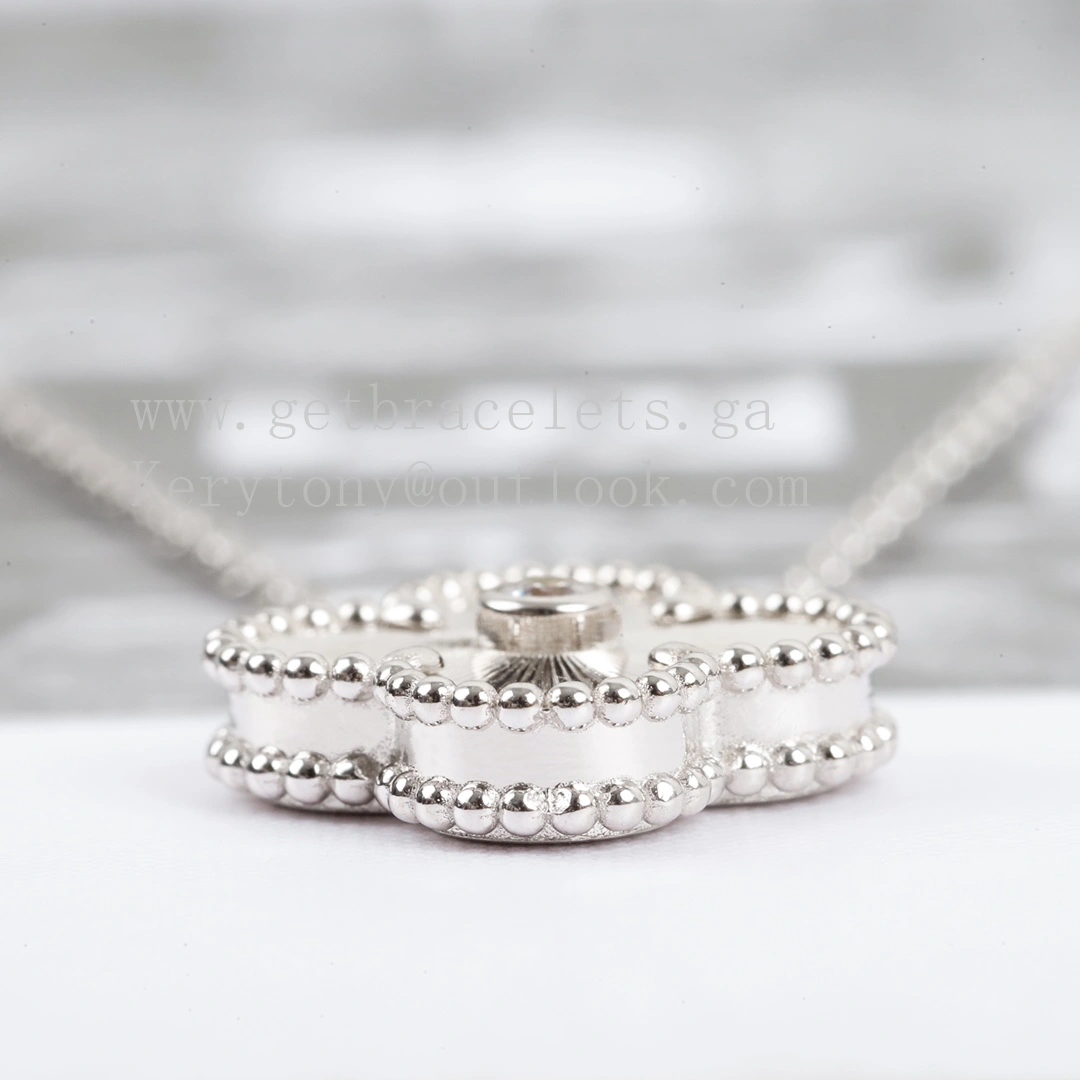 Van Cleef Arpels Vintage Alhambra Pendant Sliver Motifs With Diamond