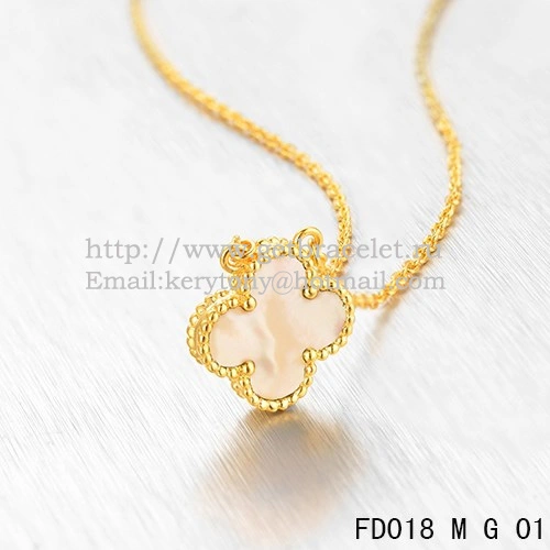 Van cleef & arpels Vintage Alhambra Pendant Yellow Gold White Mother Of Pearl 15mm