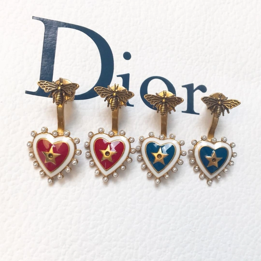 Women’s Celebrity Style Dior Heart-shaped Pendant Pearl Edging Vintage Brass Bee Stud Earrings Red Blue