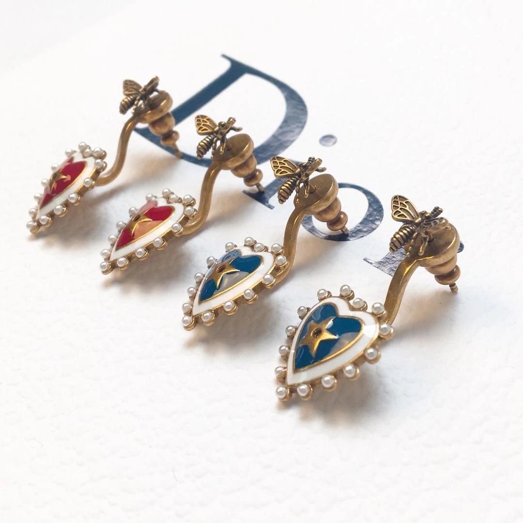 Women’s Celebrity Style Dior Heart-shaped Pendant Pearl Edging Vintage Brass Bee Stud Earrings Red Blue