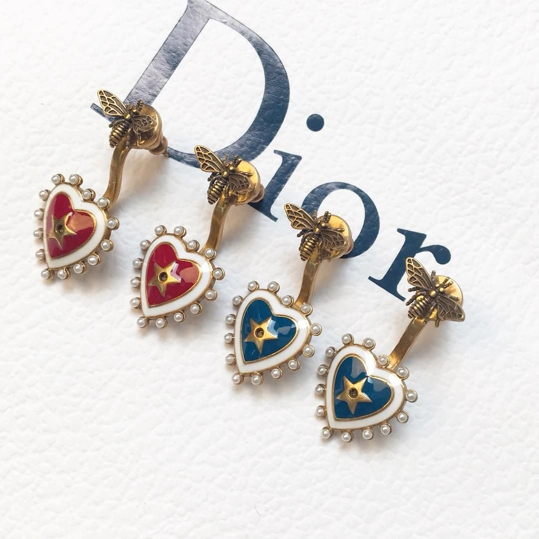 Women’s Celebrity Style Dior Heart-shaped Pendant Pearl Edging Vintage Brass Bee Stud Earrings Red Blue