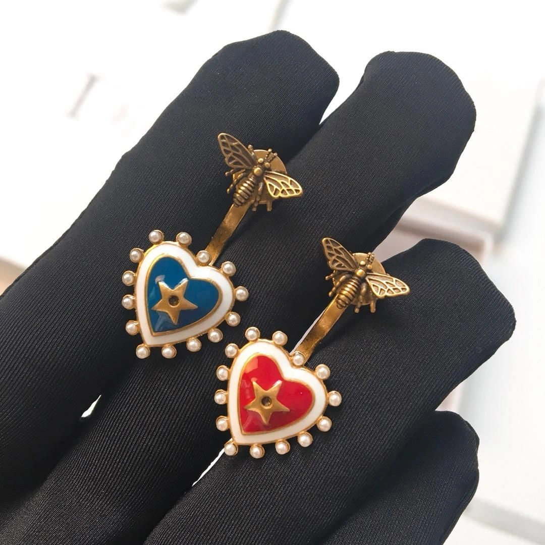 Women’s Celebrity Style Dior Heart-shaped Pendant Pearl Edging Vintage Brass Bee Stud Earrings Red Blue