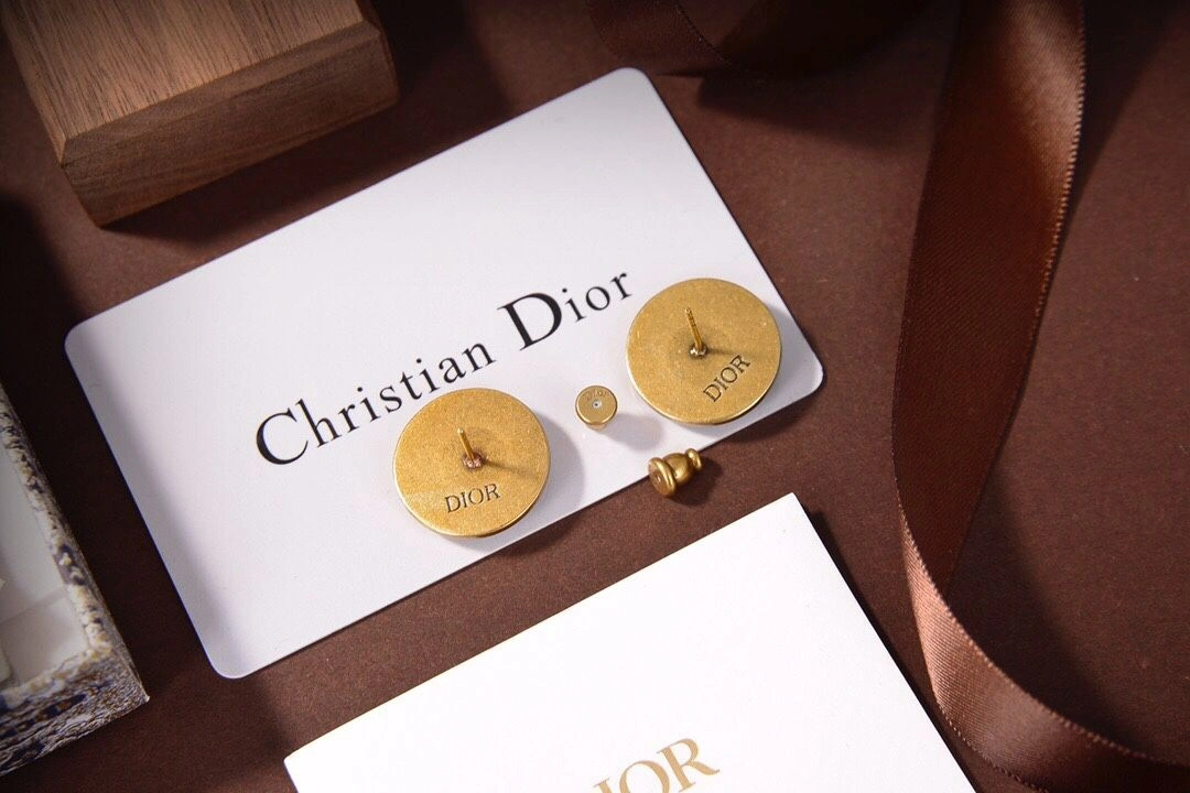 Women’s Hot Selling Dior Antique Brass CD Logo Pattern Nummular Black Enamel Stud Earrings Fashion StreetChic