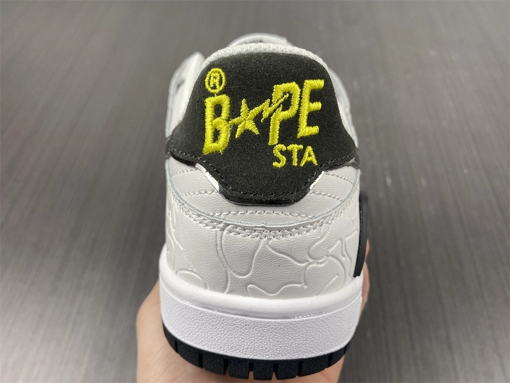 TravelReady A Bathing Ape Bape SK8 Sta White Silver 696