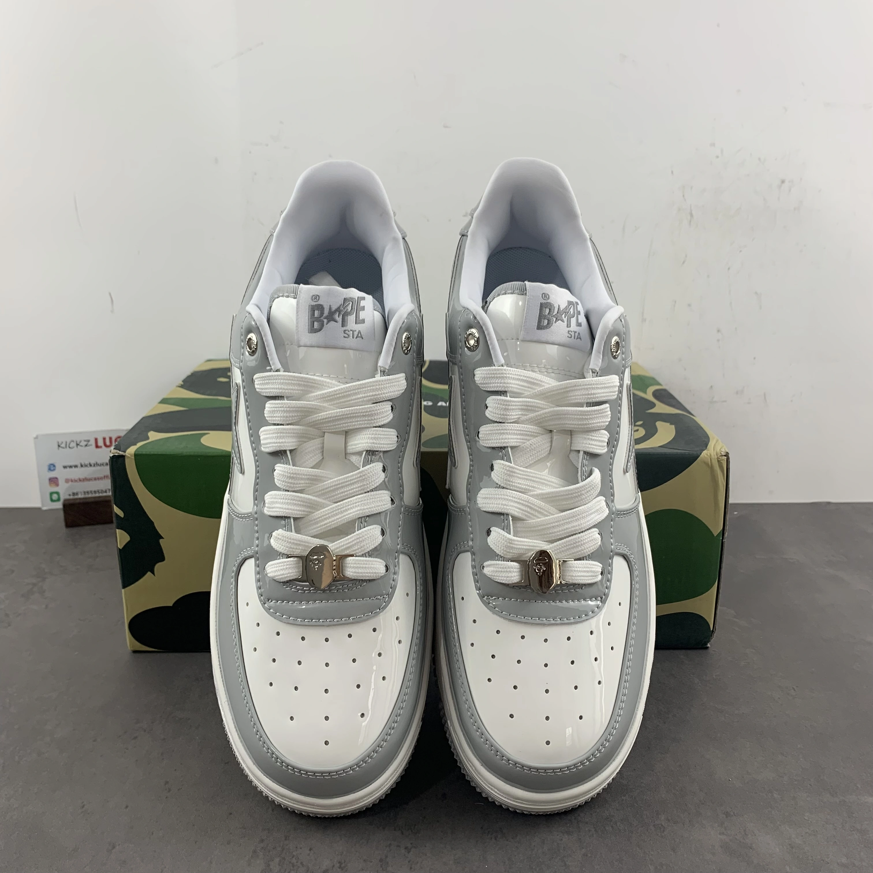 TechFriendly A Bathing Ape Bape Sta Patent Leather White Grey 1I70-291-021 1I70-191- 668
