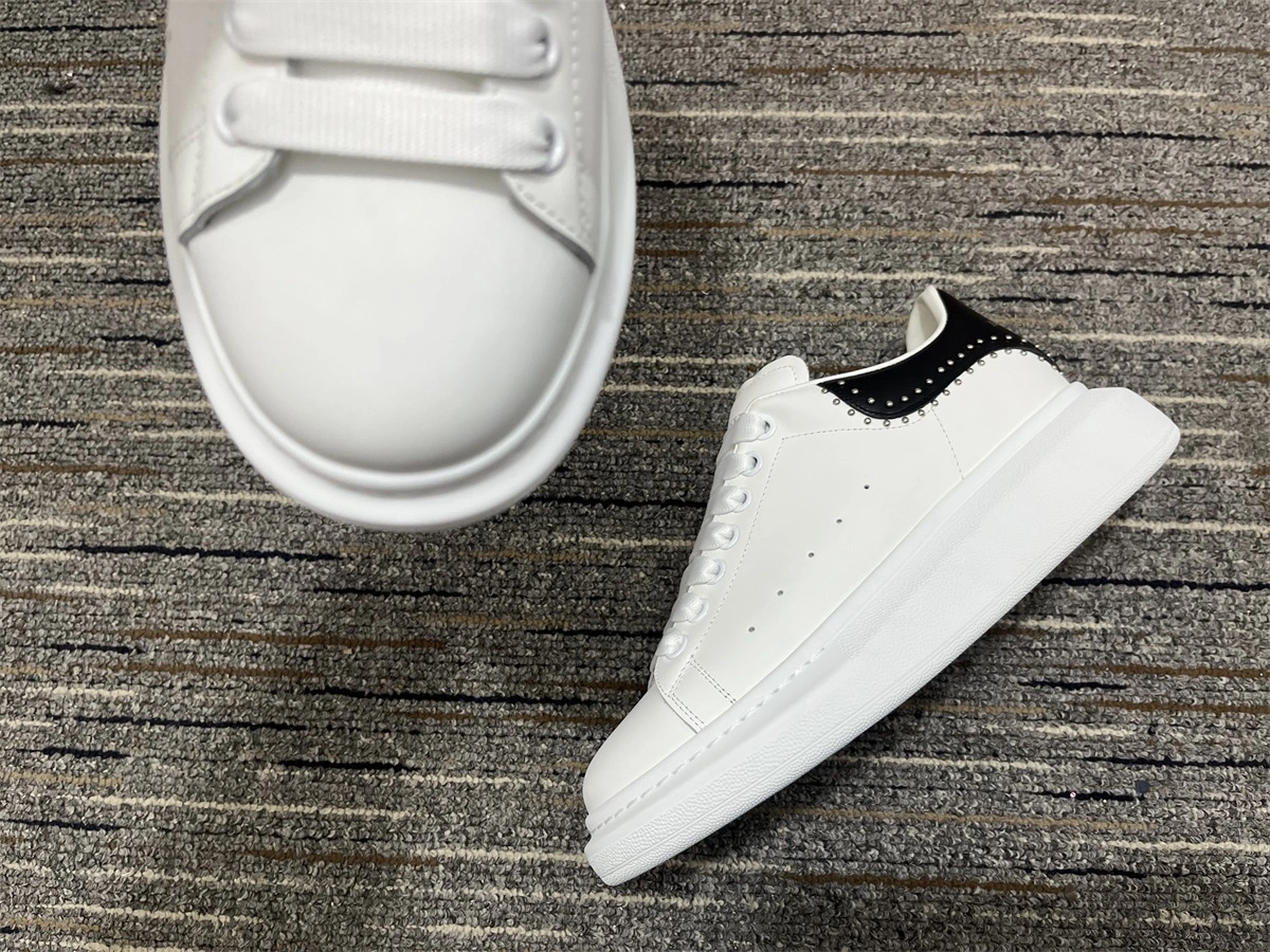 UrbanChic A*Lexander M*Cqueen Oversized Sneaker CL20221230- 3094
