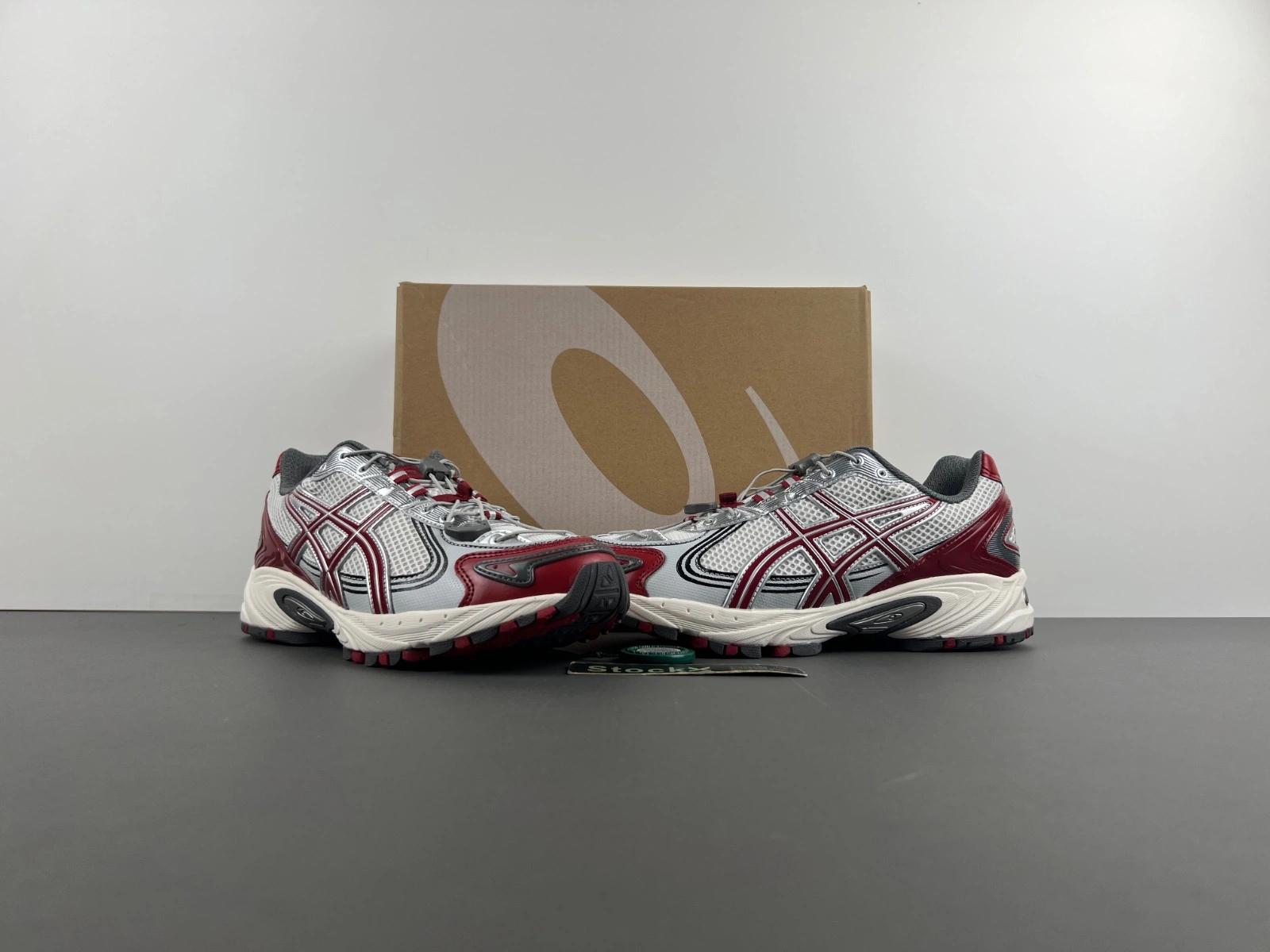 FastDry ASICS Gel-1130 White Maroon Banner 1203A685- 2542
