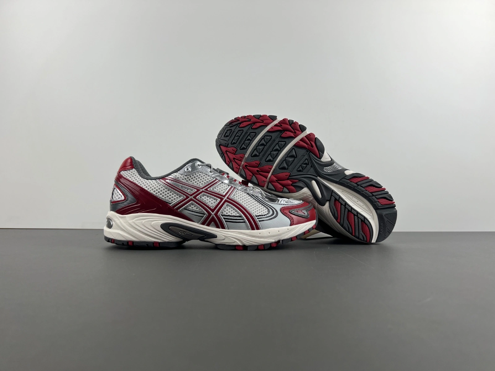 FastDry ASICS Gel-1130 White Maroon Banner 1203A685- 2542