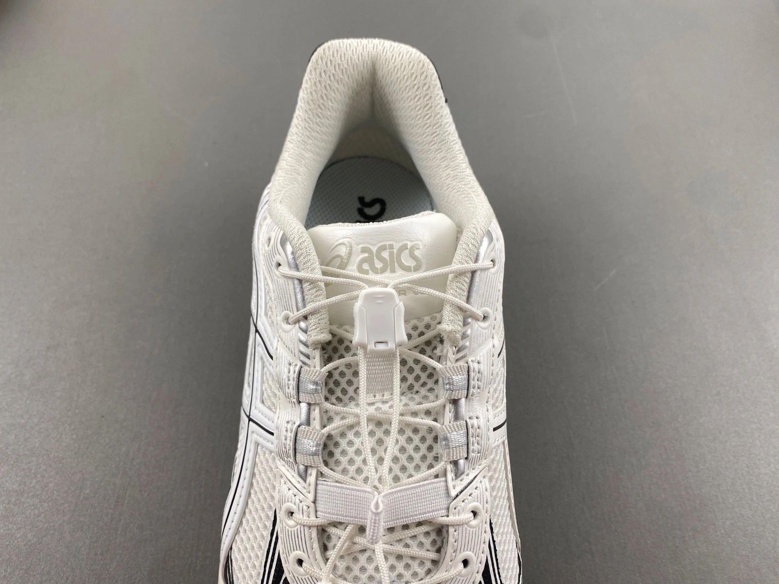 Flexible ASICS Gel-Kahana TR V4 Black White 1203A497- 2540