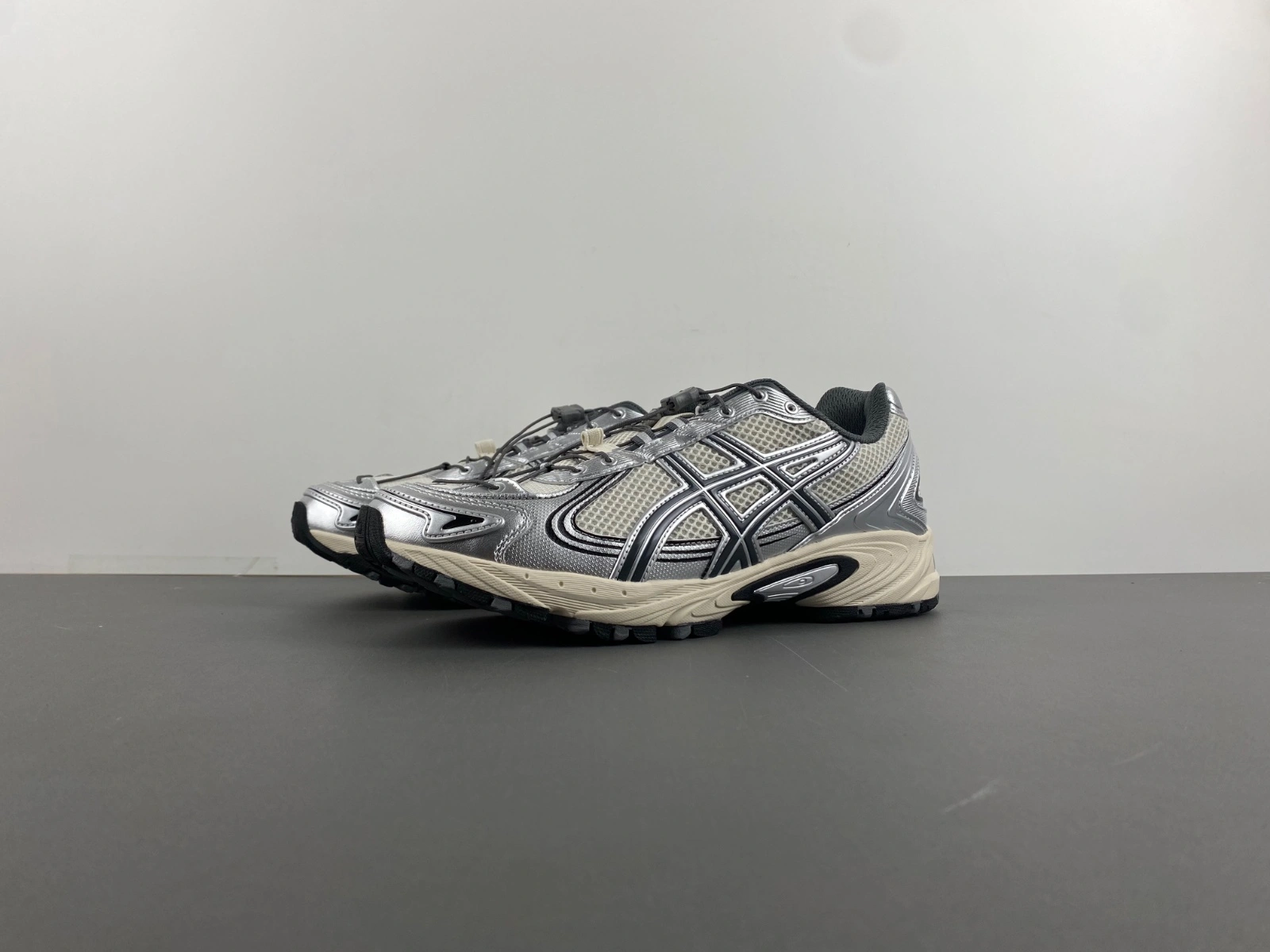 GoAnywhere ASICS Gel-Kahana TR V4 Silver White 1203A497- 2543