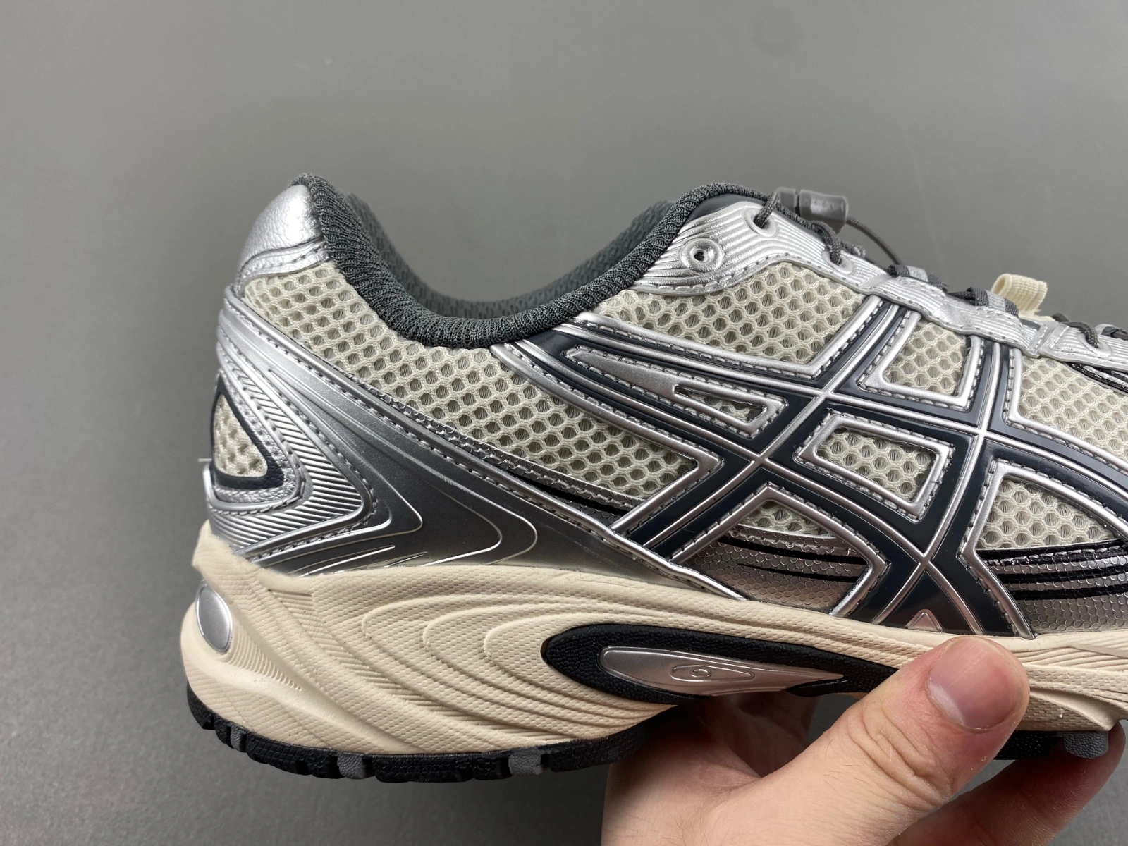 GoAnywhere ASICS Gel-Kahana TR V4 Silver White 1203A497- 2543