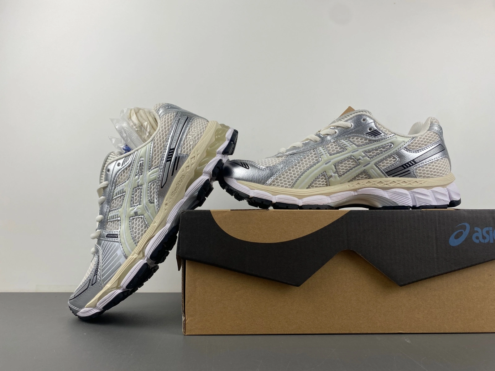 Fashionable ASICS Gel-Kayano 12.1 Ronnie Fieg Cream Pure Aqua 1203A555- 2538