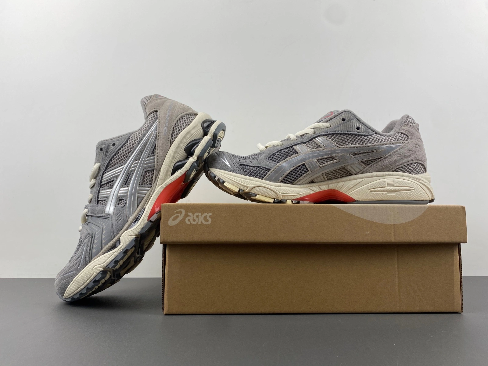 Bright ASICS Gel-Kayano 14 Clay Grey Pure Silver 1201A161- 2553