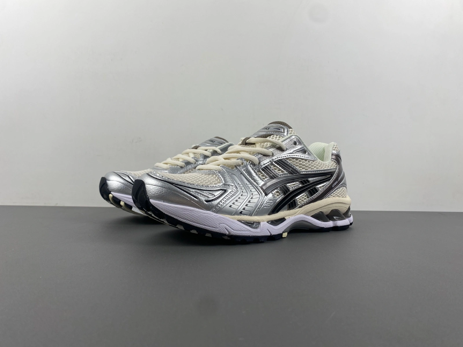 Versatile ASICS Gel-Kayano 14 Cream Black Metallic Plum 1201A019- 2556
