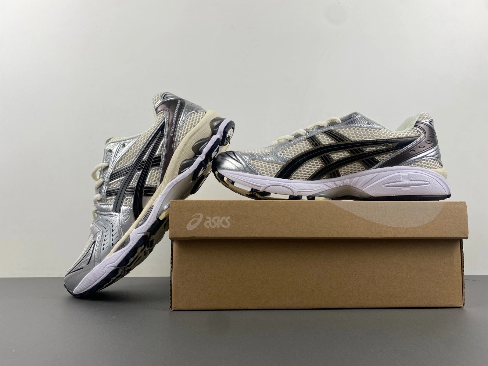 Versatile ASICS Gel-Kayano 14 Cream Black Metallic Plum 1201A019- 2556
