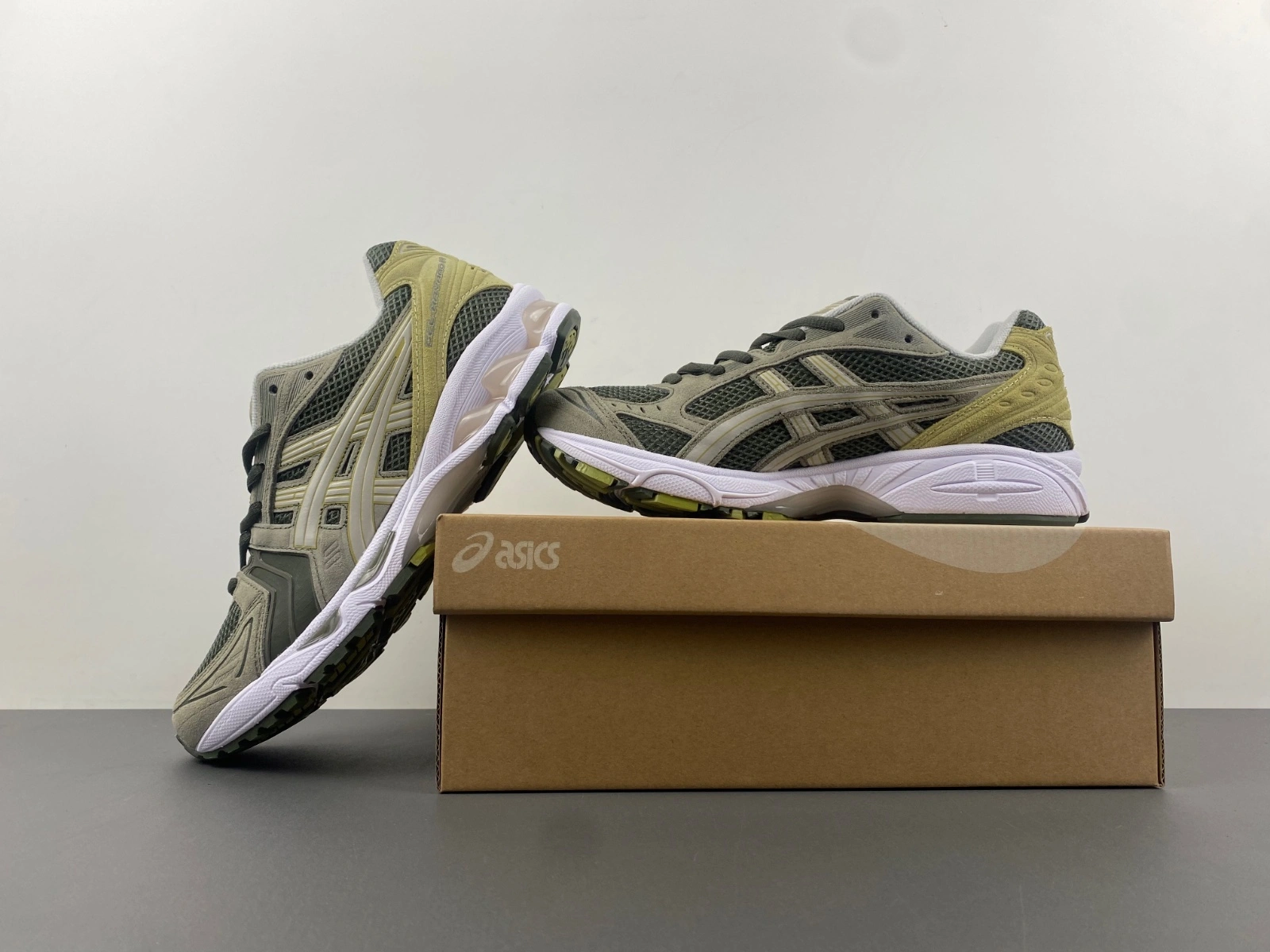 SmartChoice ASICS Gel-Kayano 14 Mantle Green Oyster Grey 1201A161- 2552